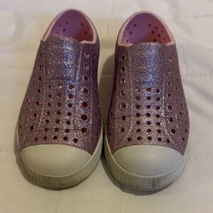 Native Kids Water Shoes - Pink Glitter